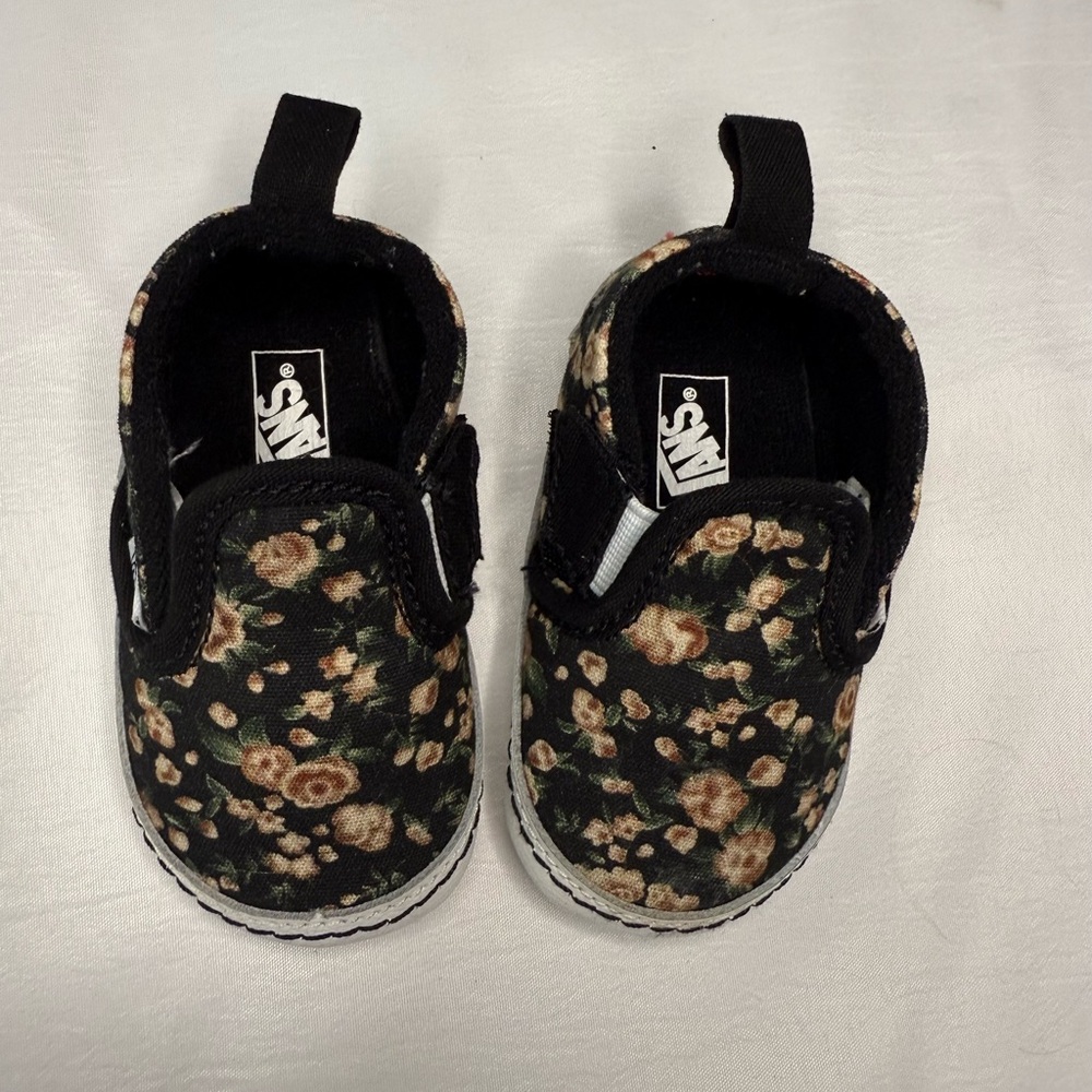 Baby Vans Crib Shoes - Floral Print (Size 3)